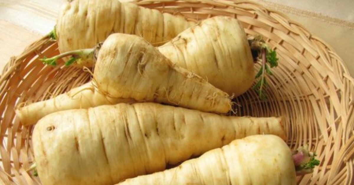 calories in parsnips