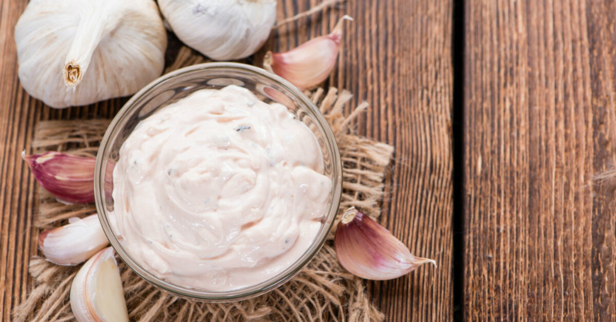 Creamy Onion And Garlic Dip – 12 Tomatoes