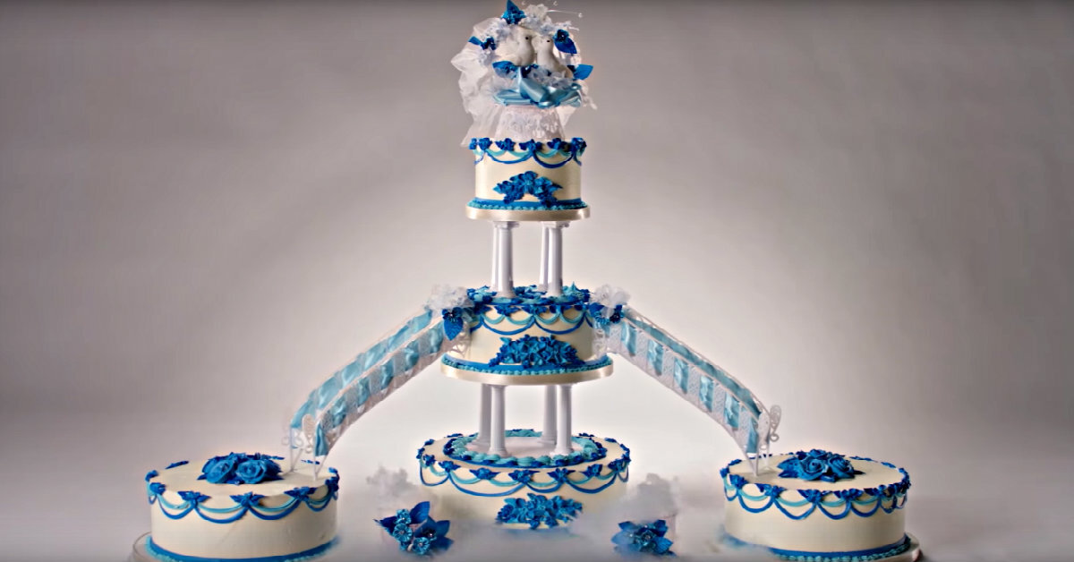 See 100  Years of Wedding  Cakes  in Less Than 3 Minutes 