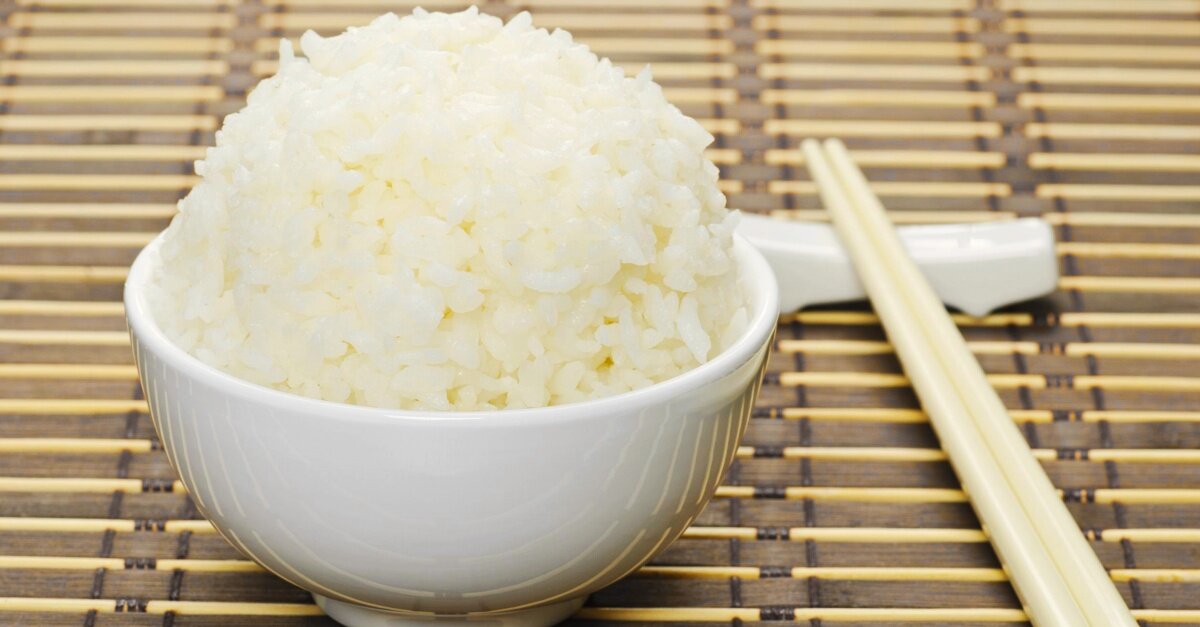 Did You Know This Easy Cooking Technique Reduces The Calories In Rice